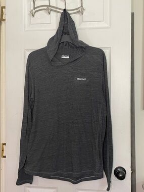 Marmot Dark Gray Lightweight Hooded Long Sleeve. Size L